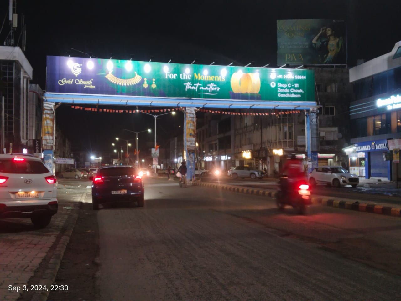 Near Hotel Green Palace 7-8